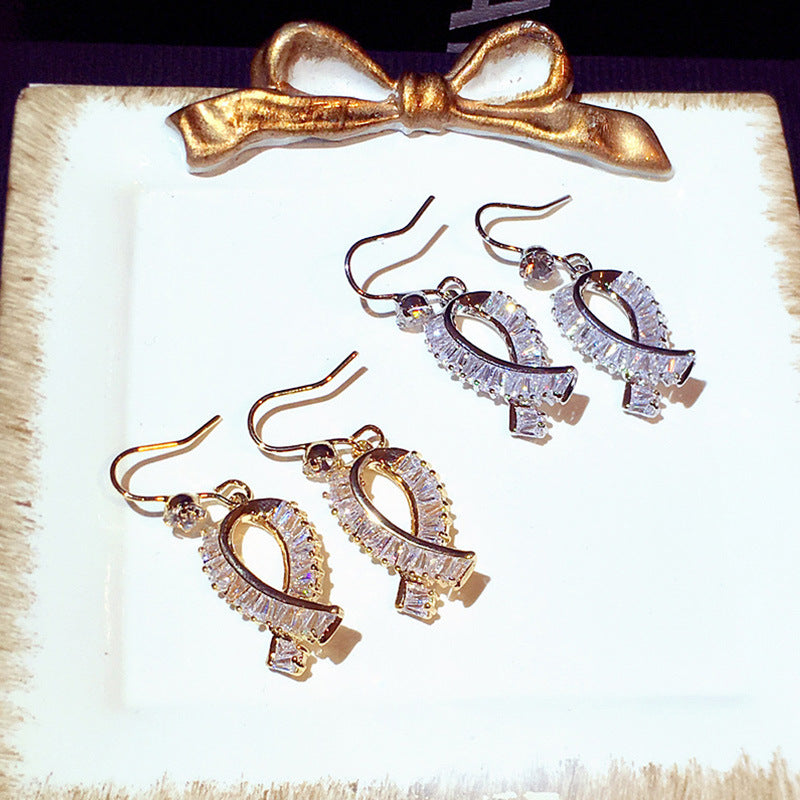 Cadeau - Small Knot Earrings
