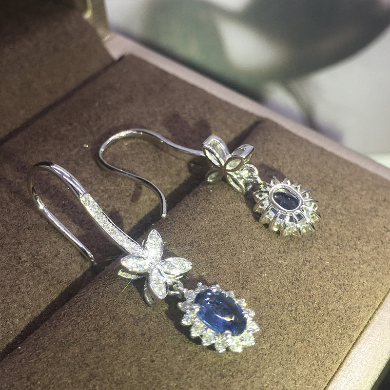 Vœu - Small Flower with Blue Oval Pendant Earrings