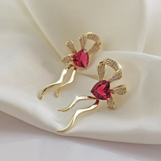 Ruban - Romantic Floating Ribbon with Heart-shaped Red Earrings