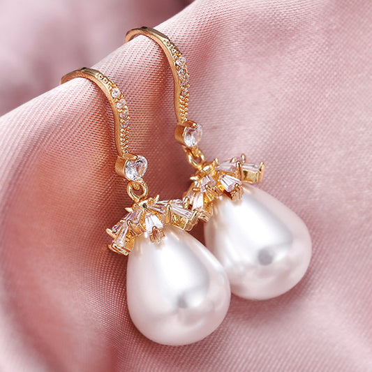 Chic - Vintage Pearly Golden Earrings