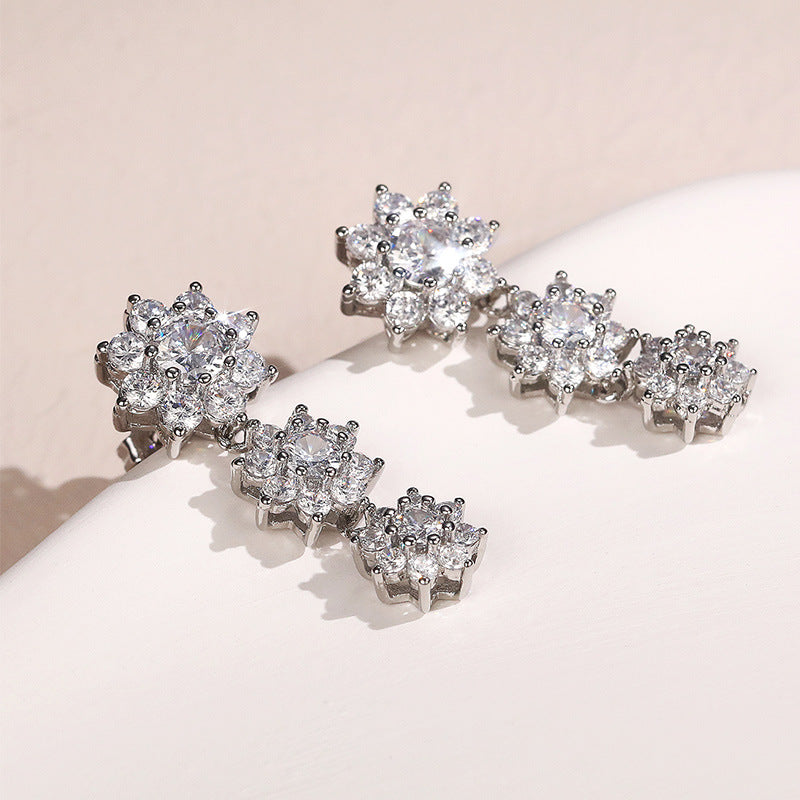 Floraison - Three Shiny Flowers Earrings